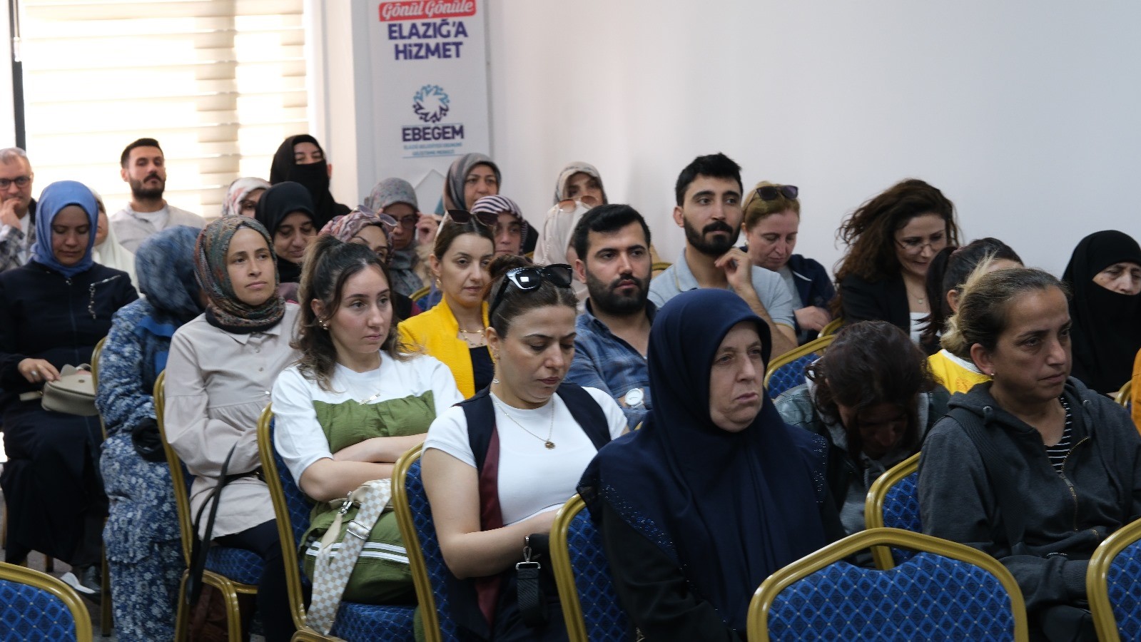 Elazığ Belediyesi “ailede ruh sağlığı” konulu söyleşi düzenledi