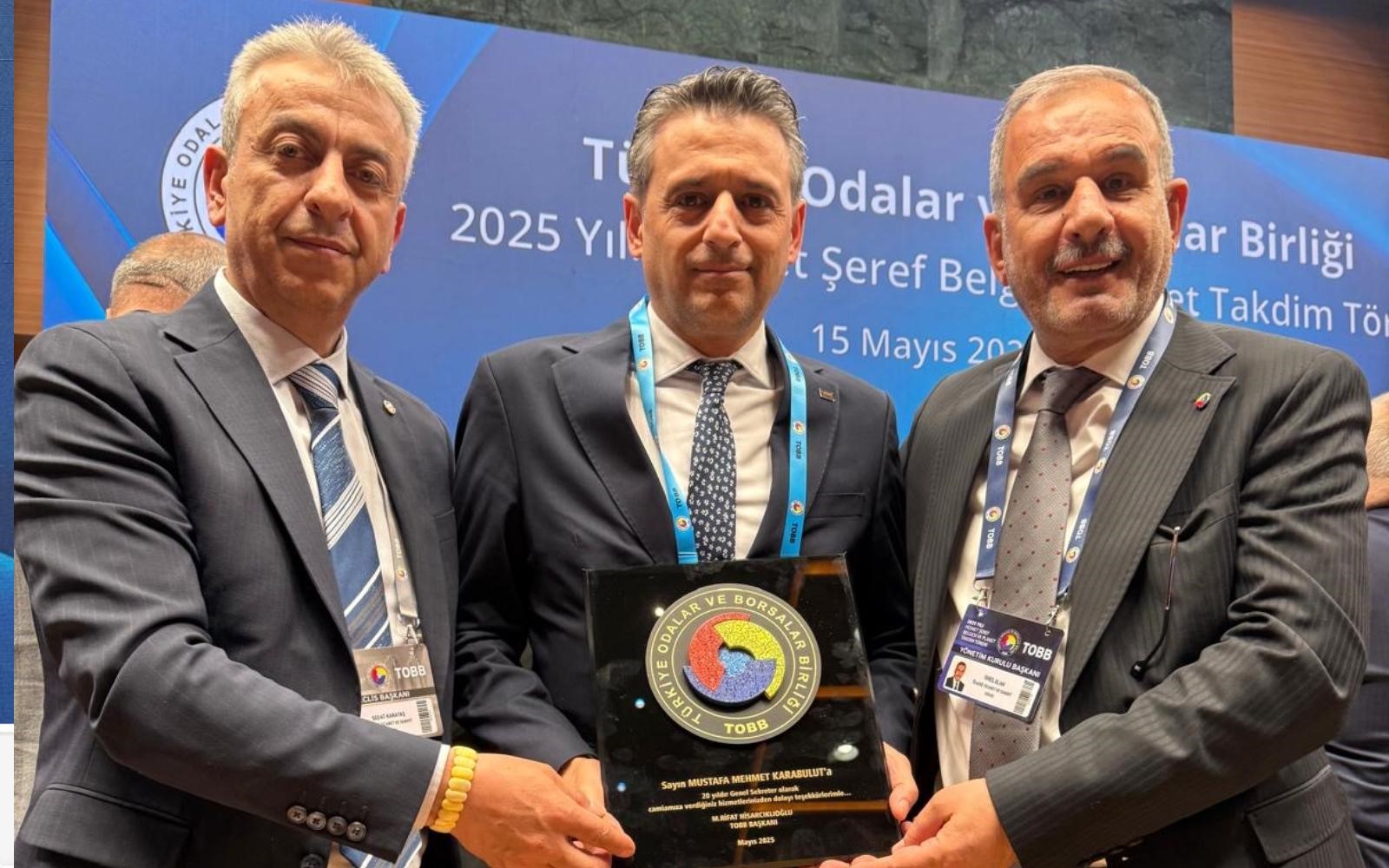 Elazığ Ticaret ve Sanayi Odası Başkanı Alan, TOBB 2025 yılı hizmet şeref belgesi takdim törenine katıldı