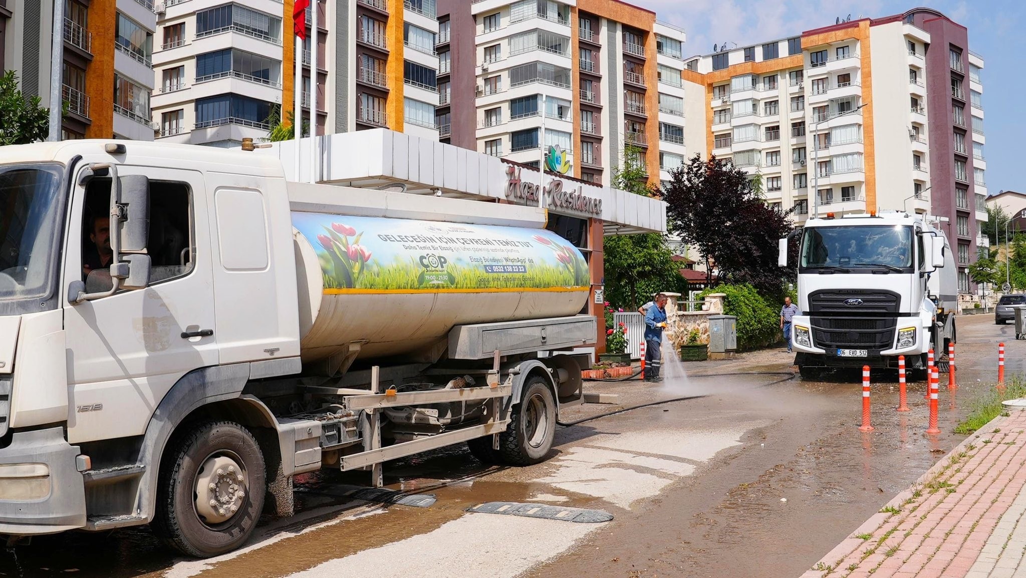 Elazığ’da mahalle temizlik çalışmaları sürüyor